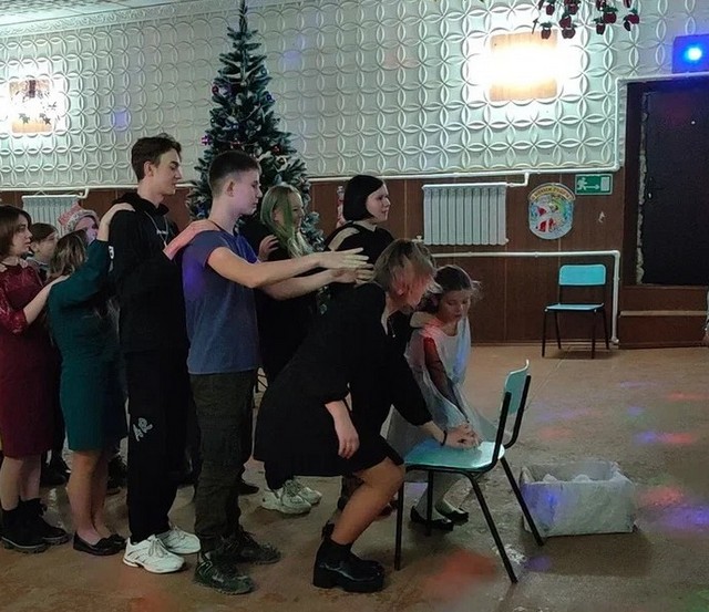 32